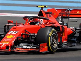 Charles Leclerc z Ferrari ve Velk cen Francie F1.
