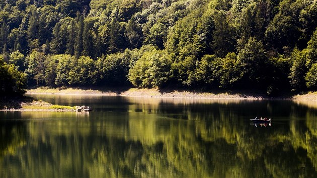 Prce v Lnsk oboe jsou dokonen, zpevnny byly kilometry svah a cest. (25. 6. 2019)