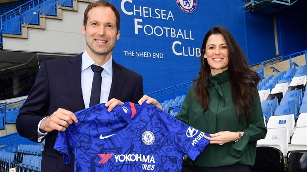 Marina Granovská, ředitelka Chelsea a Petr Čech, nový člen nejužšího vedení anglického velkoklubu.