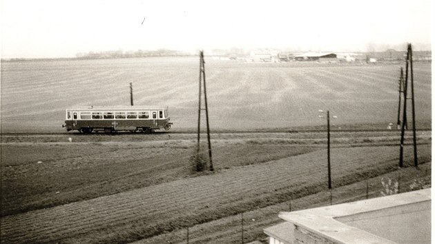 Jeden z posledních motoráčků na trati z Kojetína do Tovačova před zastavením pravidelné dopravy v roce 1981.