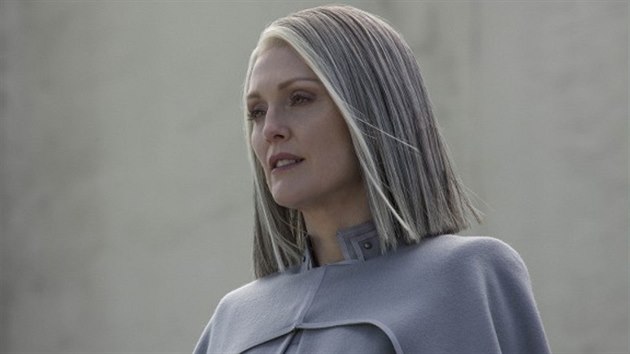 Julianne Moore ve filmu Hunger Games: Síla vzdoru 2. část (2015)