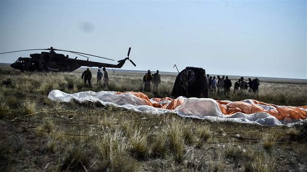 Zchrann tm u pistvacho modulu lodi Sojuz MS-11, kter pivezla tlennou posdkou z Mezinrodn vesmrn stanice (ISS).