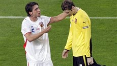 Petr ech a Zdenk Grygera na Euro 2008, obránce utuje gólmana po prohe s...