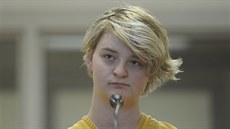 Osmnáctiletá Denali Brehmerová ped soudem (19. ervna 2019)