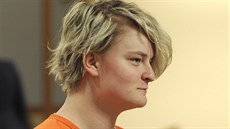 Osmnáctiletá Denali Brehmerová ped soudem. (19. ervna 2019)