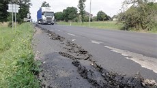 Rychlostní silnice v Tinci-Neborech 14 dn poté, kdy ji po uzavírce kvli...