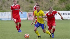 Jakub Janetzký ze Zlína (vlevo) bhem pípravného duelu se Zbrojovkou Brno