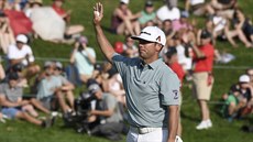 Americký golfista Chez Reavie slaví triumf na Travelers Championship