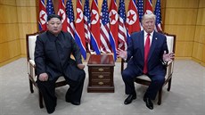 Prezident USA Donald Trump se krátce seel se severokorejským vdcem Kim...