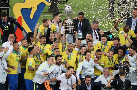 Brazilci slaví triumfu na jihoamerickém ampionátu Copa América.