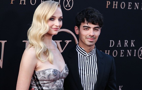 Sophie Turnerová a Joe Jonas na premiée filmu X-Men: Dark Phoenix (Hollywood,...