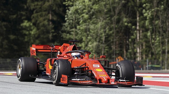 Sebastian Vettel bhem Velké ceny Rakouska formule 1
