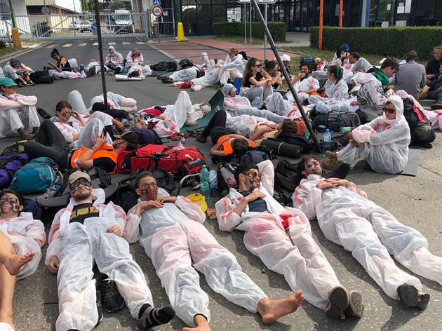 Chceš-li zakrýt svůj podíl viny, vytáhni děti. Kdo může za energetickou chudobu