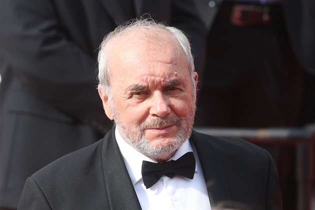 Ve věku 82 let zemřel kameraman Smutný, držitel mnoha Českých lvů