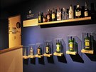 Sortiment Pernod Ricard (nahoe) a galerie promny lahv Becherovky v ase.