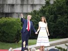 Americký prezident Donald Trump s manelkou Melanií bhem oslav Dne...