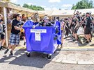 Hudebn festival Obscene Extreme na trutnovskm bojiti zaal soutemi v jzd...