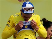 VE LUTM. Julian Alaphilippe po tet etap vede celou Tour.