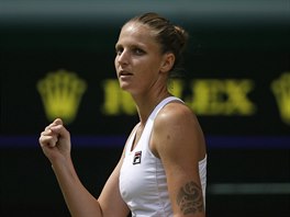 Svtov trojka Karolna Plkov slav postup do 3. kola Wimbledonu.