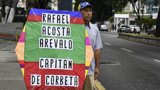 Venezuelan vzpomnaj na korvetnho kapitna Rafaela Acostu. (1. ervence 2019)
