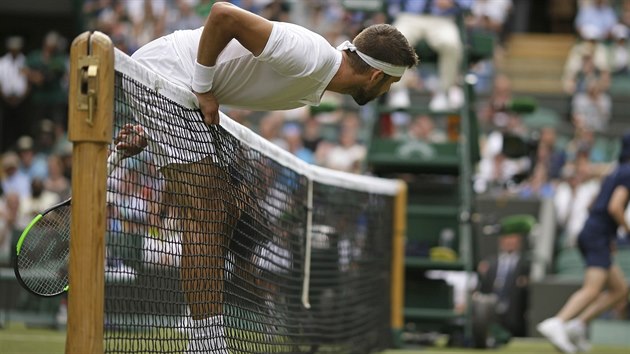 Ji Vesel se nakln pes s v prvnm kole Wimbledonu.