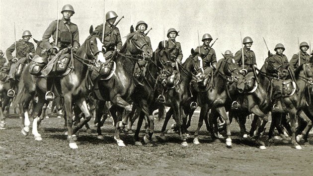 Dragouni meziv�le�n� �eskoslovensk� arm�dy