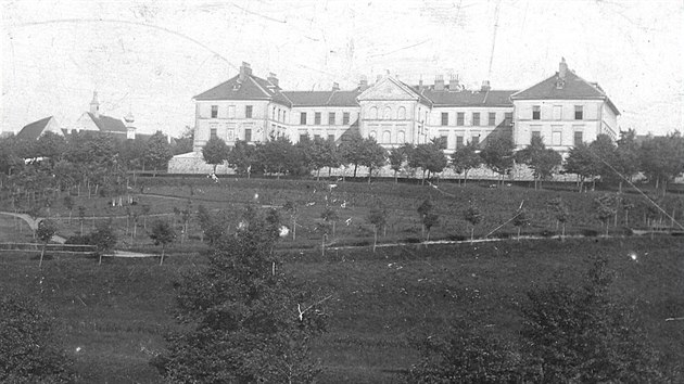 Husovy sady v Jindichov Hradci na pelomu 19. a 20. stolet.