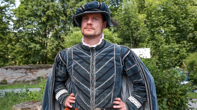 U v�e Jakob�nka za�alo nat��en� seri�lu o Jakubu Kr��novi. Slavn�ho rybn�k��e hraje Ond�ej Vesel�.