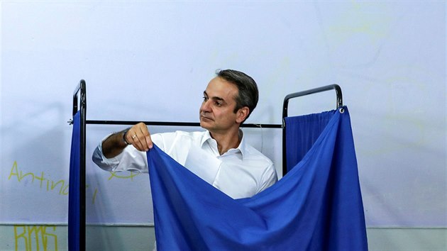 V ecku se konaj pedasn parlamentn volby. Na snmku je ldr voleb opozin strany Nov demokracie Kyriakos Mitsotakis (7. ervence 2019).
