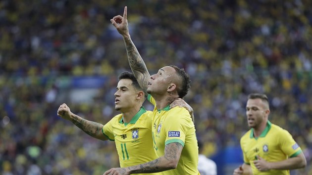 Brazilec Everton slav gl ve finle jihoamerickho ampiontu.