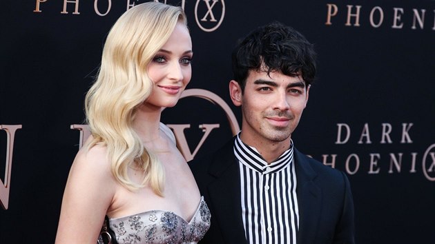 Sophie Turnerov a Joe Jonas na premie filmu X-Men: Dark Phoenix (Hollywood, 4. ervna 2019)