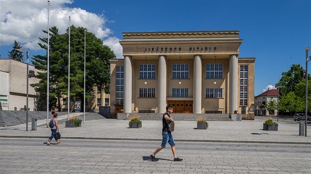 Jirskovo divadlo v Hronov.