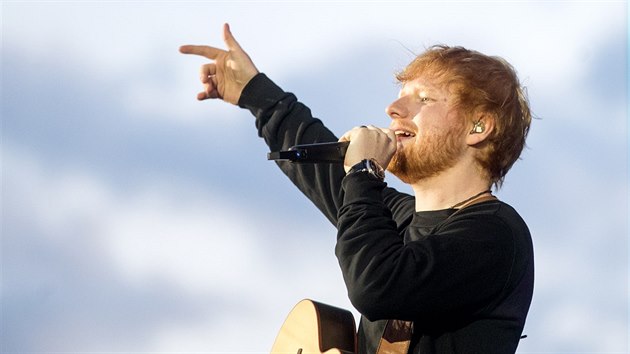 Ed Sheeran na Letišti Letňany v Praze (7. července 2019)
