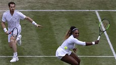 Andy Murray (vlevo) a Serena Williamsová se spolu ve Wimbledonu pedstavili ve...