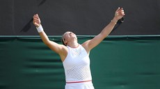 Karolína Muchová slaví ivotní postup do tvrtfinále Wimbledonu.