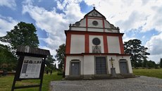Kostel v Lipové na Děčínsku.