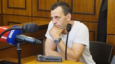 Obžalovaný Jaroslav Běla u Obvodního soudu pro Prahu 2 (3. 7. 2019)