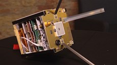 Do vesmíru poletí česká vědecká družice Lucky-7, vyvinuli ji vývojáři z ČVUT