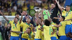 Brazilci slaví triumf na jihoamerickém ampionátu Copa América.