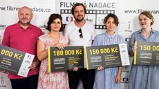 Nositelé cen Filmové nadace (zleva) Jií Miek, Zuzana Kirchnerová, Tomá...