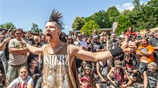 Hudební festival Obscene Extreme na trutnovském bojiti zaal soutemi v jízd...