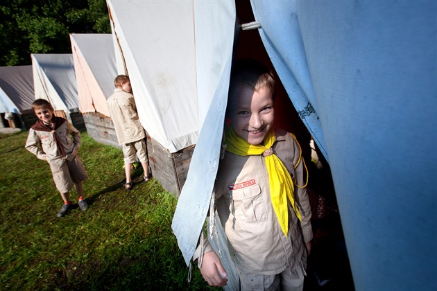 Letní tábor bez mobilu vadí spíš rodičům než dětem, říkají vedoucí