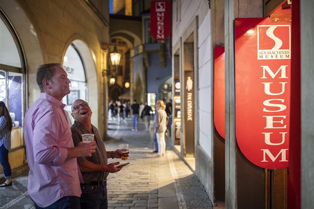 Cestovní ruch pod dohledem. Data z platebních karet ukážou chování turistů