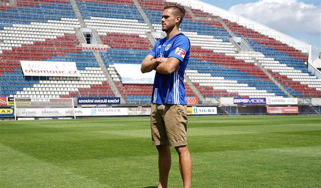Tah věží. Fotbalistů Olomouce se upsal vysoký útočník Tandir