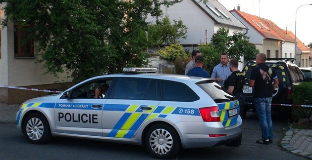V Brně se pohádala skupinka lidí, muž vytáhl nůž a bodl. Napadený zemřel