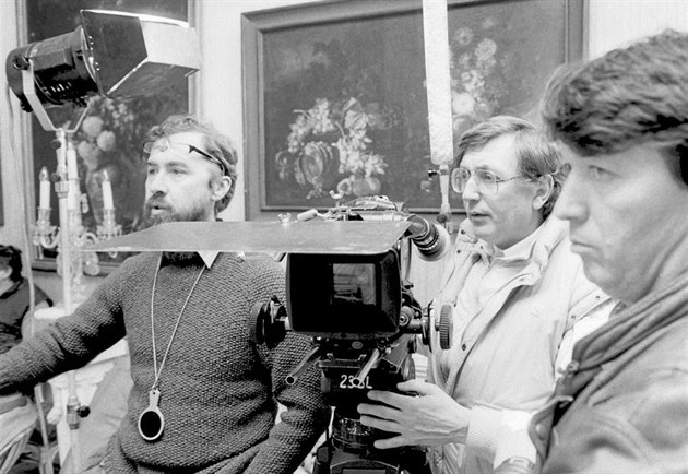 V roce 1988 spolu kameraman Jaromír ofr (vlevo) a reisér Jií Menzel...