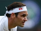 výcar Roger Federer bhem tvrtfinále Wimbledonu.