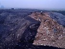ína bojuje se stovkami tisíc tun odpadu, který je denn produkuje. Na snímku...