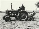 Zetor 25K byl zstupcem prvn srie traktor, vyrobench Zbrojovkou Brno. Vkon...