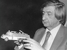 Richard Vykovský se svým modelem cisternové stíkaky CAS 32 na podvozku Tatra...